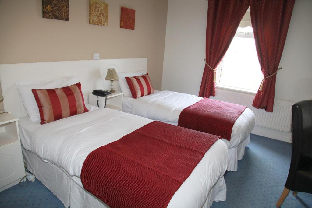Dalton Inn Hotel Claremorris Room photo
