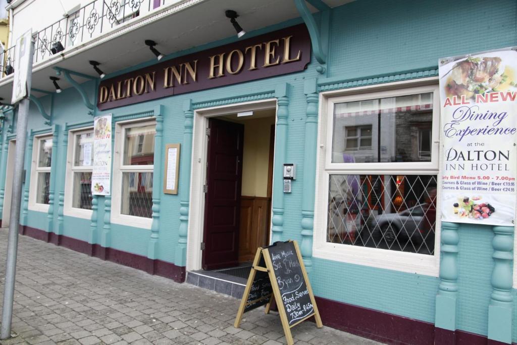Dalton Inn Hotel Claremorris Exterior photo